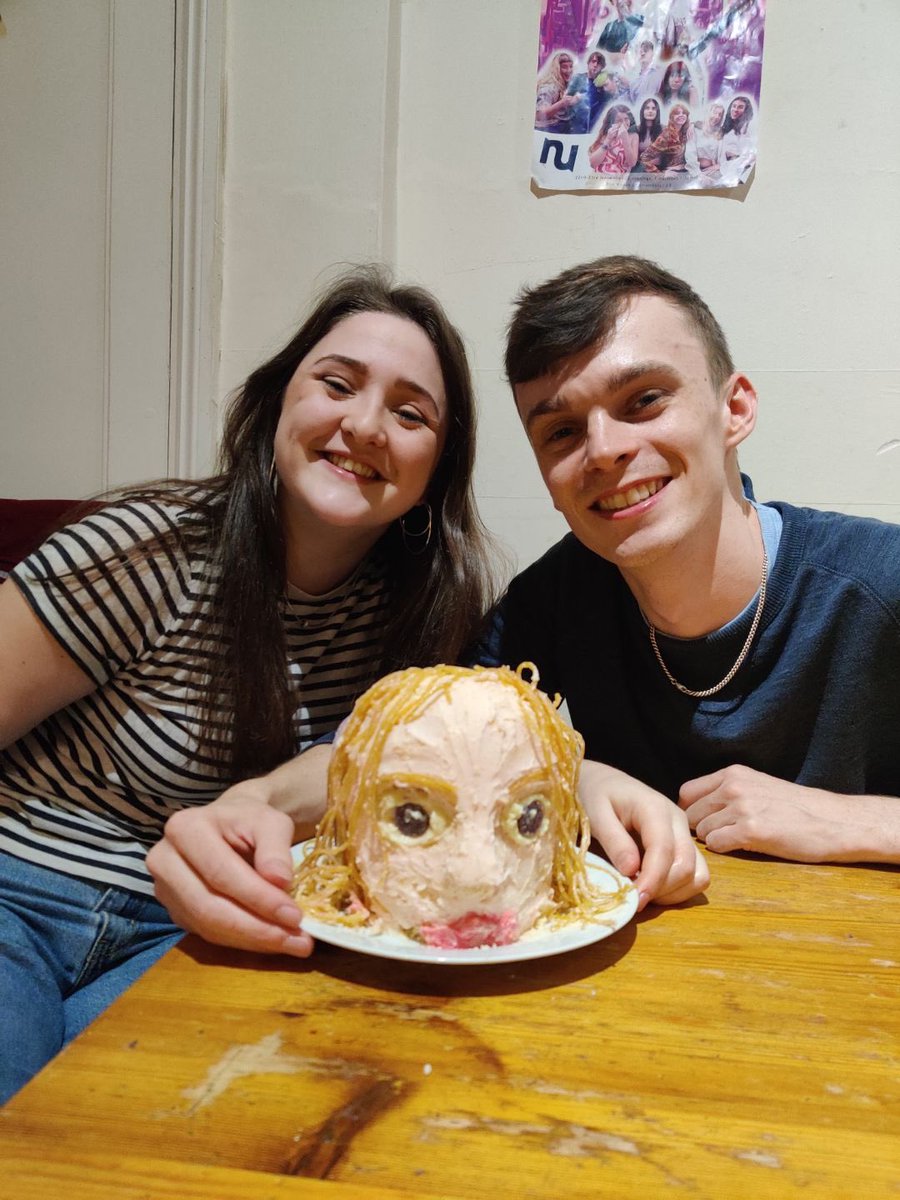 omatsell10's tweet photo. @taylorswift13  I love you so much so I made a cake of you ❤️ I hope you like it #taylorswift #taylorswiftconcerts #taylorswiftticket #taylorswiftconcerts https://t.co/A7W6AyohiU