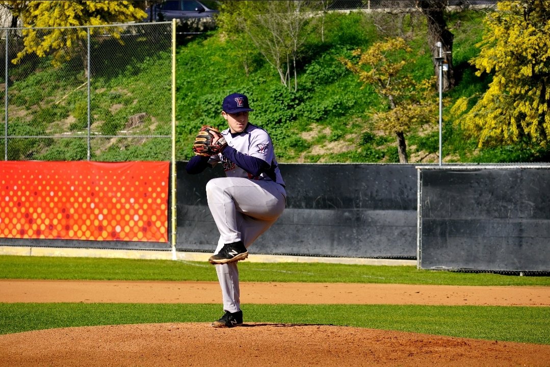 _PatsBaseball's tweet photo. Baseball is finally back! Patriots suffered a tough opening day defeat as Taft walked it off in the bottom of the 7th. Came up just short despite great games from Brandon Warner (5 IP, 8 K) and Izzy Parsky (2-3, RBI). Back in action Tuesday night for our first home game! Go Pats! https://t.co/mwa2hpF9Qb