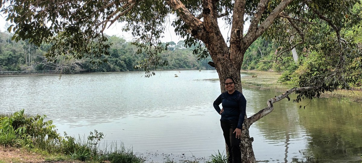 beavbs's tweet photo. Oi, eu sou a Bea😊 Licenciada em ciências biológicas pela UFPA e mestranda em Ecologia no @ppgeco_ufpa
Trabalho com ecologia funcional na, utilizando atributos funcionais para compreender as estratégias de sobrevivência e adaptação das plantas.
#MulheresEMeninasNaCiência https://t.co/2n0whvipgG