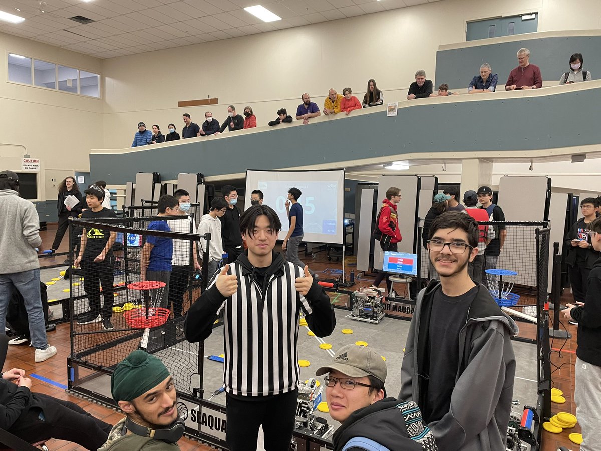 SeaquamSec's tweet photo. Middle School Robotics Competition at Seaquam today. Best of luck to our 9181 Teams 😃 https://t.co/G9qKEy8Kve