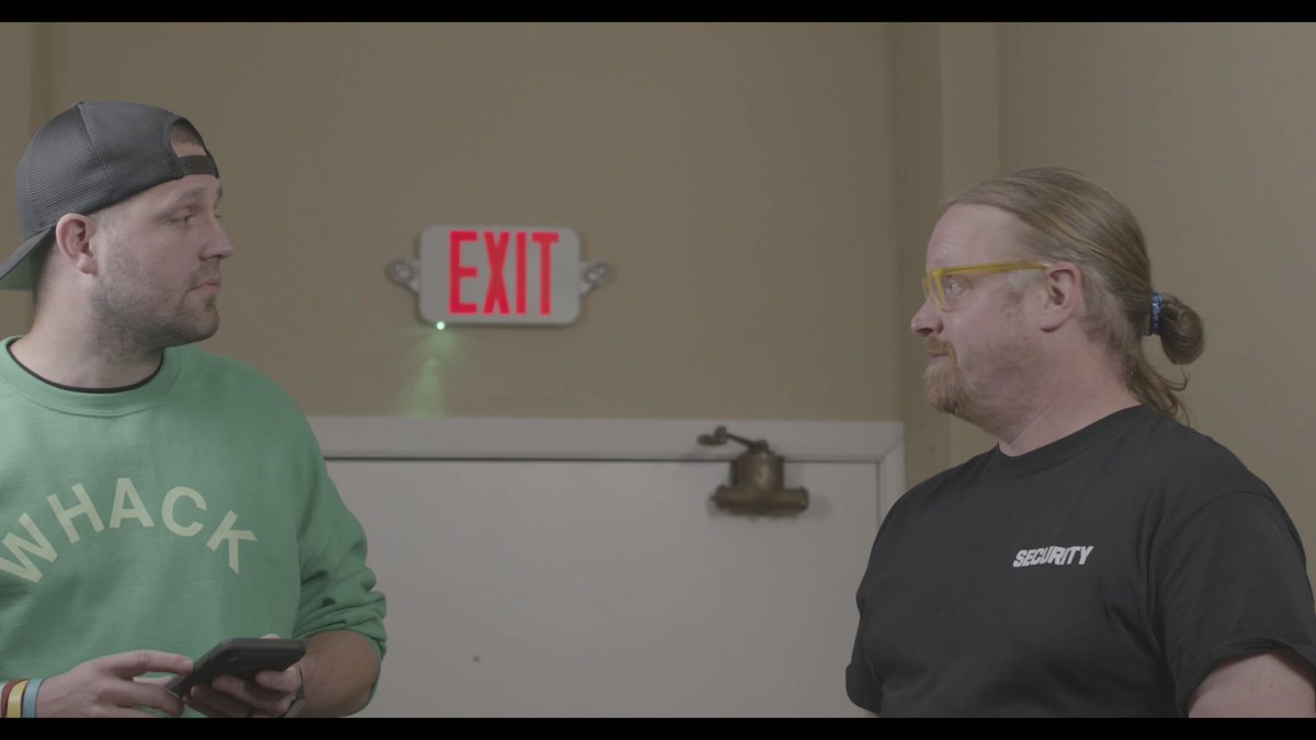 claud_six's tweet image. Yo, I got to act in the homey @ryanfeigh's directorial debut, a short film called "Doors at 8." I play an arrogant rapper. 

youtu.be/Lw5ETI4oHZo

Shouts to @matrandol, @devindeeboss, @YoungShirtMayne, @sirnai_, @blangblanglang, and @AndAllMusicIs