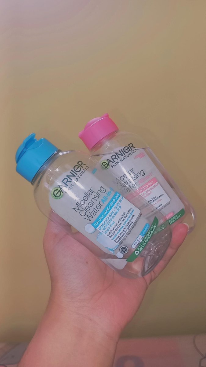 erlarchive's tweet photo. @ohmybeautybank Aku make nder biasanya 3 yg satunya make yg kuning vit c itu https://t.co/ypOqQI7Bgb