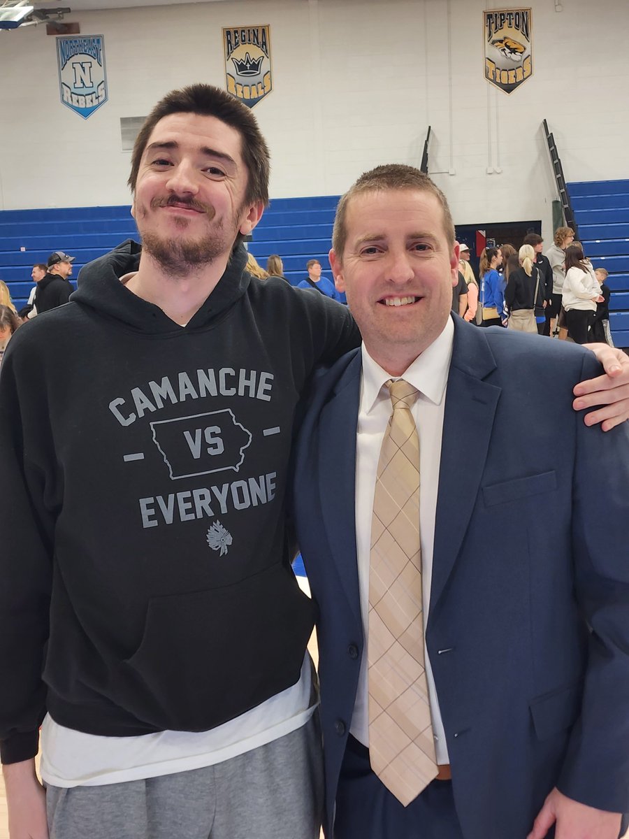 noahjacobs96's tweet photo. Congrats to @camanchebball for becoming the all-time winningest coach! 🐐 https://t.co/xQw4KddkLP