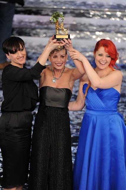 Iperborea_'s tweet photo. E poi, dopo questo momento, cosa ha fatto deviare la traiettoria dell'universo? Che cosa è andato storto? 

#Sanremo2023 https://t.co/18HL5TZSgL