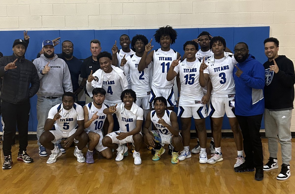 titantownbball's tweet photo. Undefeated Conference Champs 🏆!!! https://t.co/G0lccJs3C4