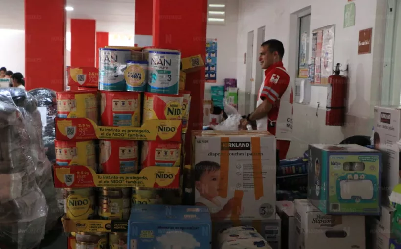 P_Civil_Magazin's tweet photo. Cruz Roja de Cancún #recauda cinco toneladas de insumos para Turquía; el director general de la organización prevé que el volumen de ayuda aumente, debido a que la fecha límite para donar es el 14 de febrero. https://t.co/2sSD5zZvhU @novedadesqroo @CruzRojaCancun https://t.co/LMcmzbJ7Ry