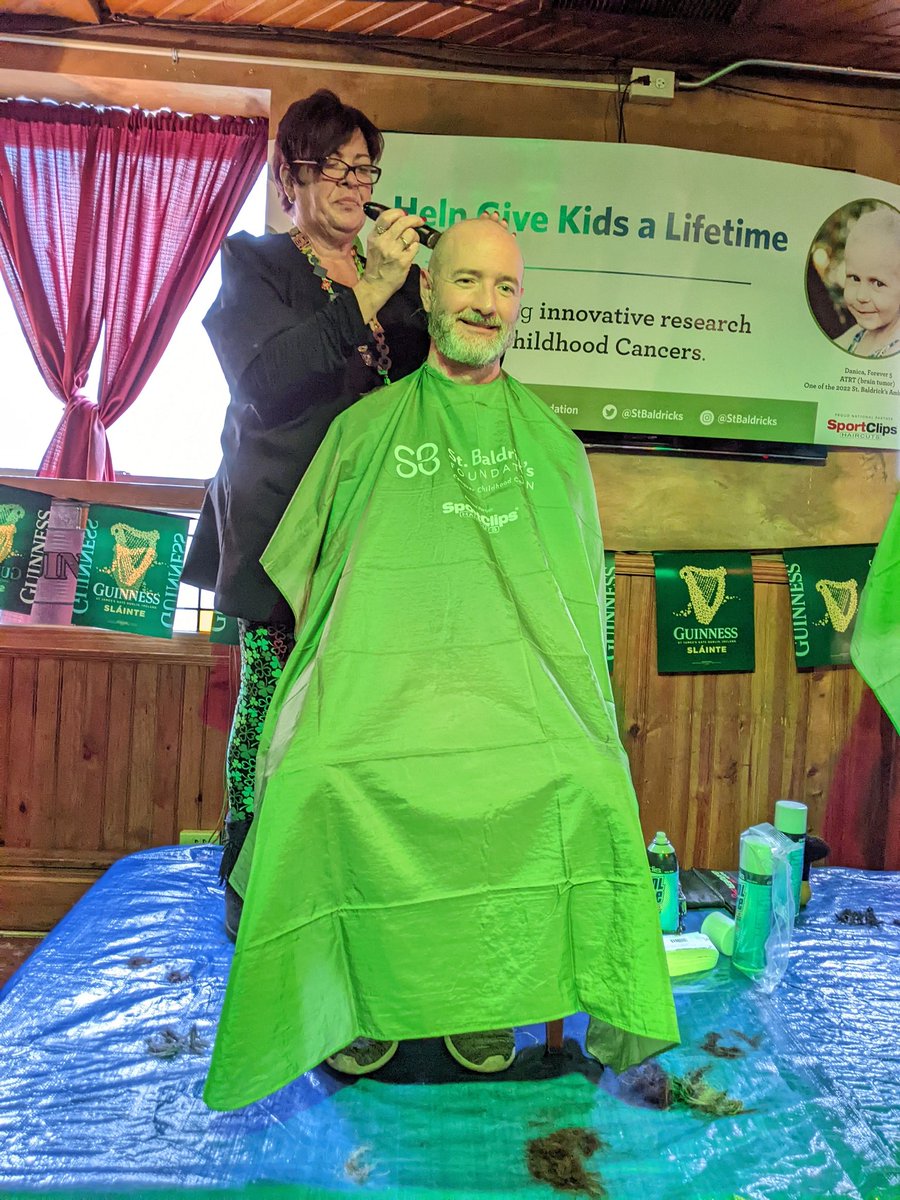 michellep129's tweet photo. @StBaldricks Participating again this year! This picture of my hubby and 9 yr old twins, was from 2022 shaving in #chicago at #fados. This year marks his 15th year and my 👩‍👦's 6th year. My 👩‍👧donated her long hair last year. ♥️#fightkidscancer #pedrettitwins @ynoterdep https://t.co/U2XdWPZoOd