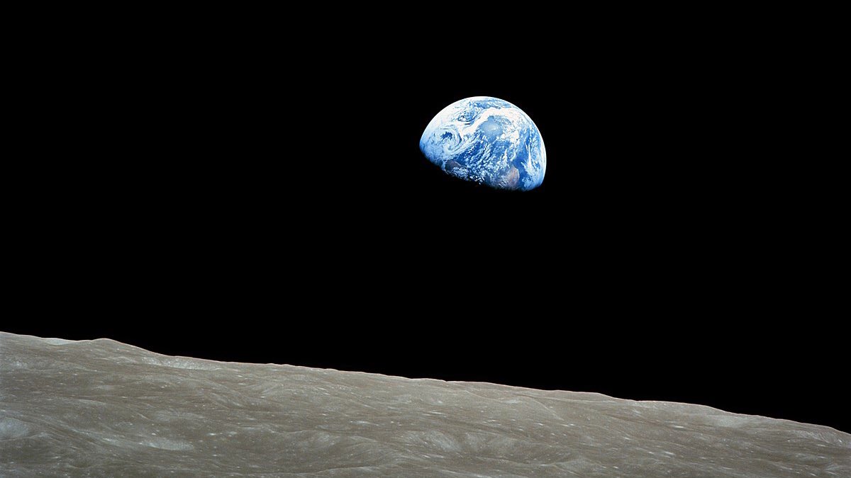 iancmac's tweet photo. The Earth survived before humans and, although its form will change, the Earth will survive long after we eradicate humanity.
Step up now, because we should leave our children better than we ourselves received. #environment #humanity #earth #earthhealth #earthrise 🌎 https://t.co/bazBZLRTcj