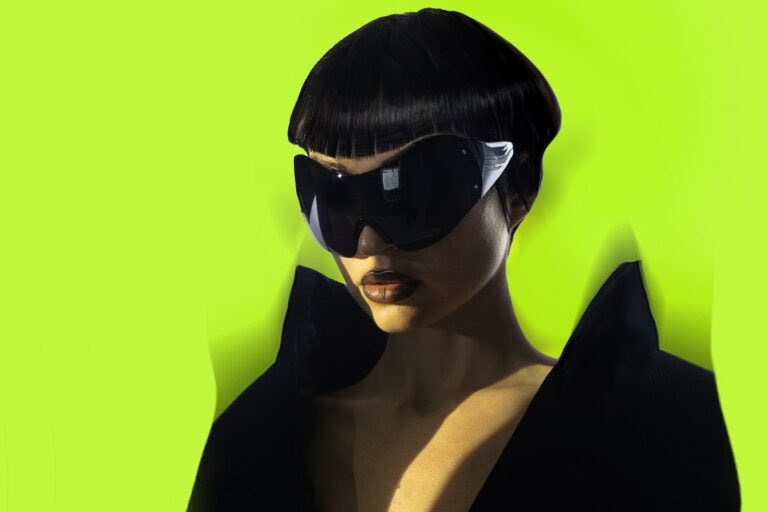 <a href="/DjMariFerrari/">Mari Ferrari</a> drops an incredible futuristic track, “Once Again”

weraveyou.com/2023/02/mari-f… 

📸: Mari Ferrari (Press)