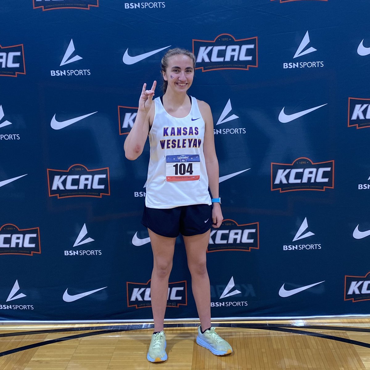 KWU_XC_Track's tweet photo. Madisyn Ehrlich places 7th in the mile with a PR of 5:29.69!! https://t.co/pDa7srKDId
