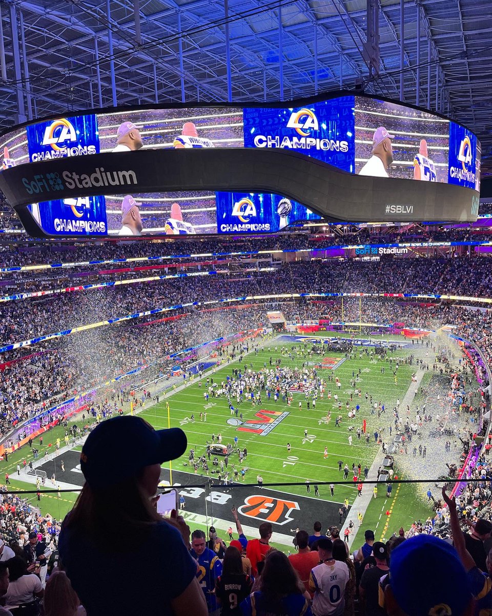 bchchik13's tweet photo. Reminiscing on my last day as a World Championππ #RamsHouse #RIUTA https://t.co/LNENPVkqb2