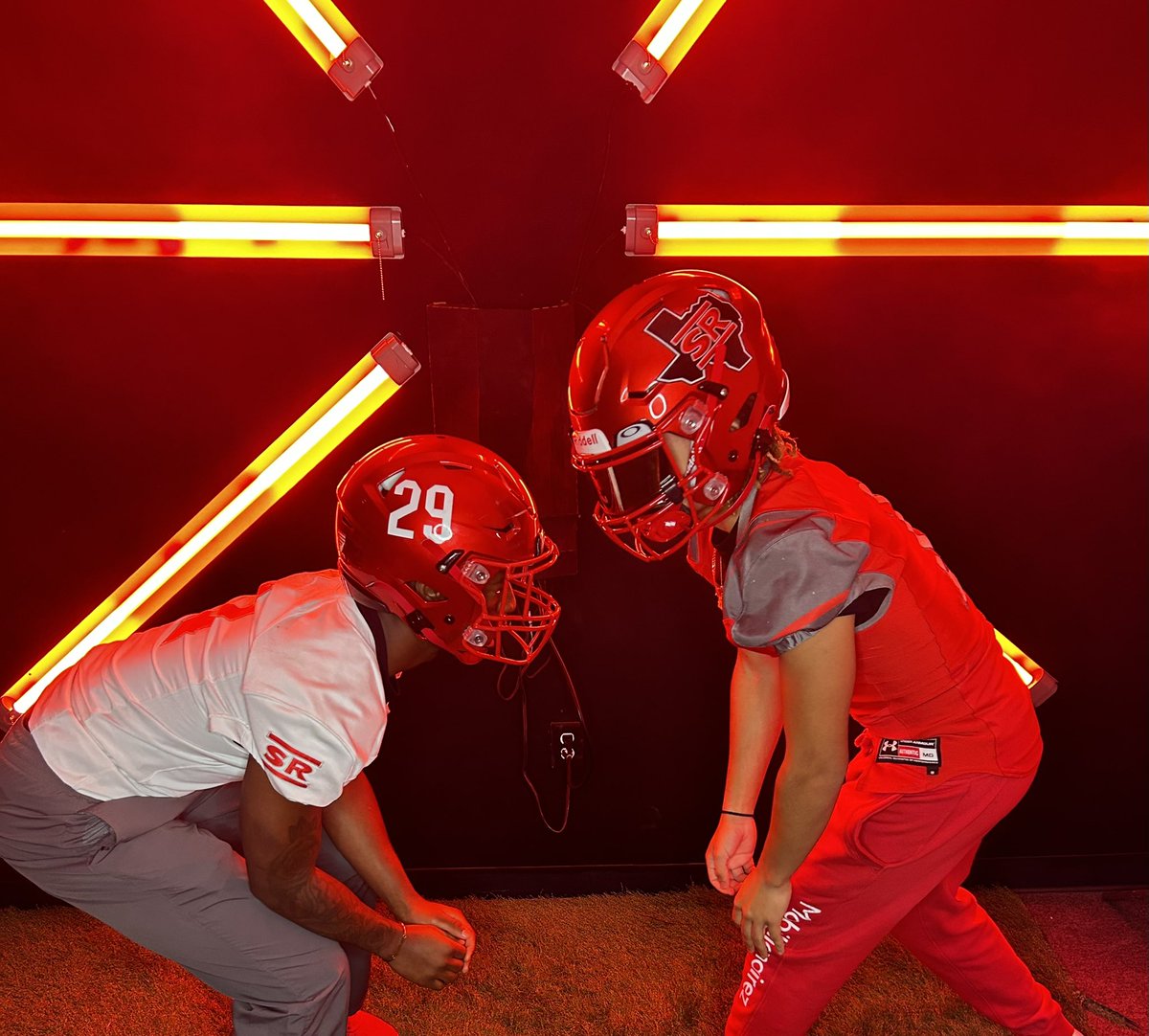 I want to thank <a href="/Coach8Escobar/">Christian Escobar</a> &amp; <a href="/Coach_Clegg/">Coach Keafer Clegg</a> for my official visit to <a href="/sulrossfb/">Sul Ross St football</a>! <a href="/PRYDE210/">Coach J. Brock P.P.G</a> @DKMOne3 <a href="/CoachQ33/">David McHugh</a> <a href="/PPG_Jackboyz/">PPG JackBoyz💰🥷🏽🦁</a> <a href="/coachesalas/">Eddie Salas</a> <a href="/HarlanHawks_FB/">Harlan Hawk Football</a>