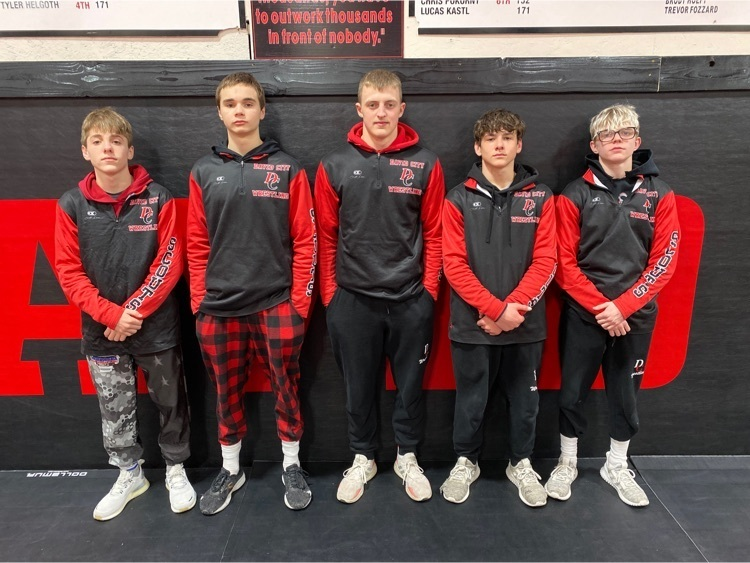 DC_Scouts's tweet photo. The Scouts come out of a tough C-1 district with five state qualifiers. State qualifiers include….
106- Hayden Schmit  2nd
113-Kendall Schindler 4th 
120-Keaton Kloke 1st
126-Brittin Valentine 4th 
170-Barrett Andel 2nd https://t.co/c33YpyXNeo