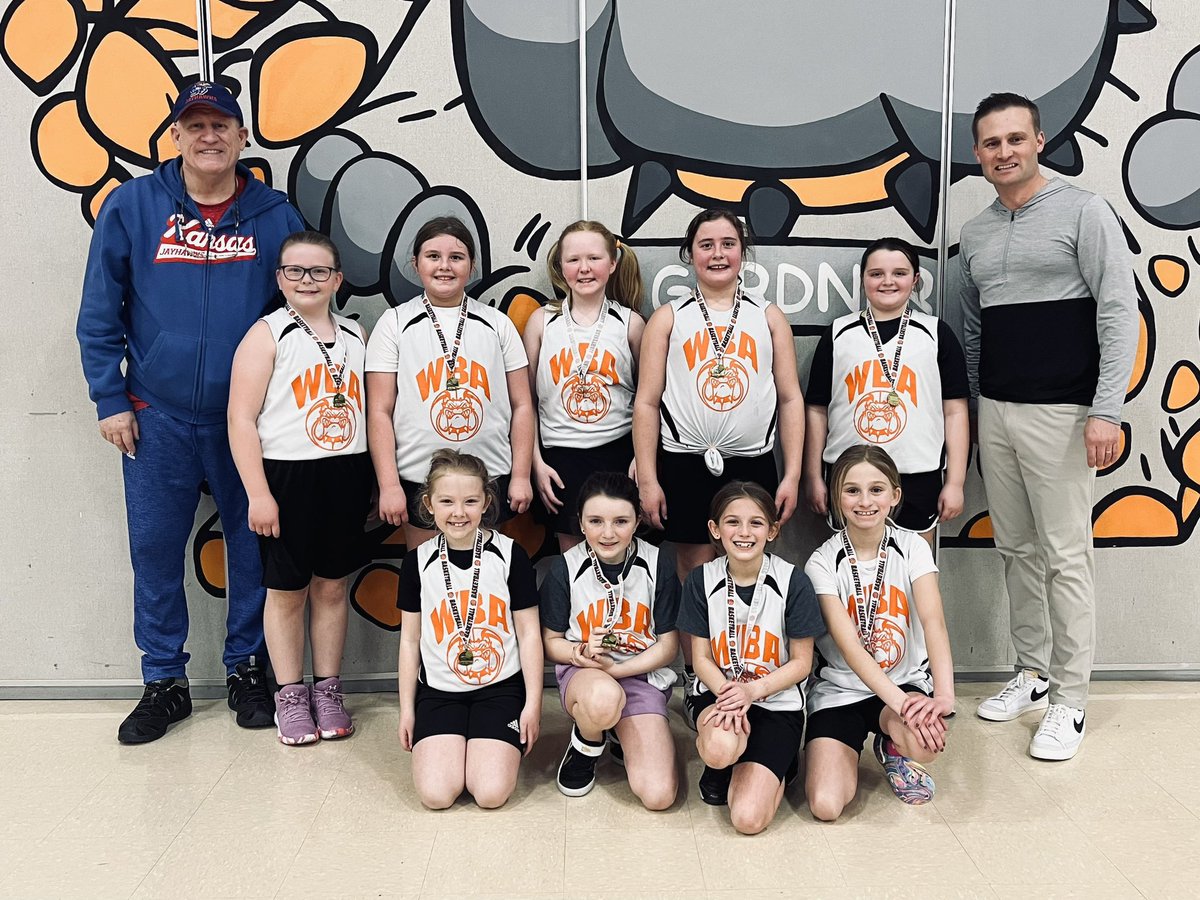 WaterlooBA's tweet photo. WBA Doeren and WBA Glaenzer/Ebeler (3rd/4th grade girls) https://t.co/YeyqffixFw