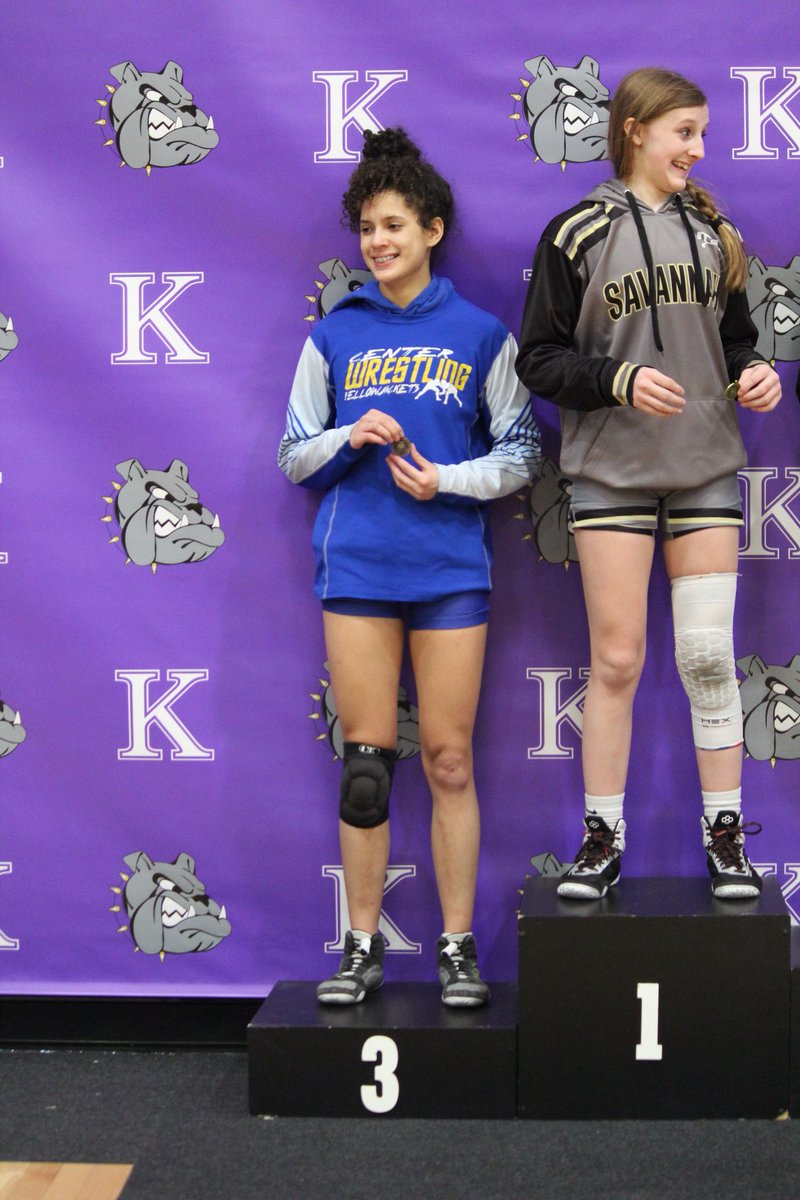 YellowjacketWR's tweet photo. Asha finished the day with a 3rd place finish at 100.  Awesome job, Asha!  Congratulations and Good Luck at State!
#WeAreTheYellowjackets! #wearecenter
@CHSAthletics58 @CenterSD @CenterHS @dostergard01 @CASjackets @CHSJACKETPRIDE
@missouriwrestle https://t.co/SA6bUzr0h1