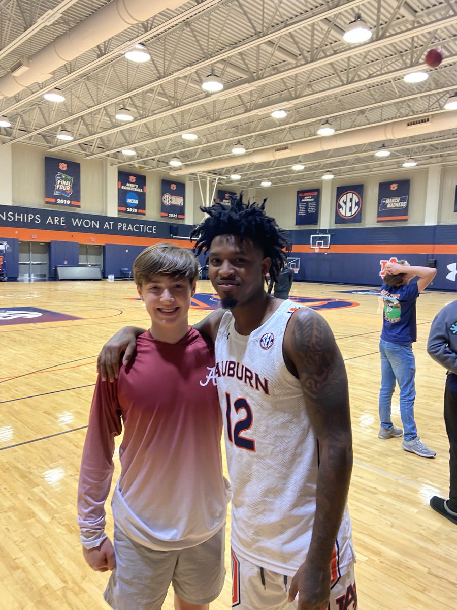 Stan1Houston's tweet image. #MacAttack with Auburn’s ⁦@Rip_quan5⁩ Zep Jasper. Thank you Zep! #WarEagle #RollTide