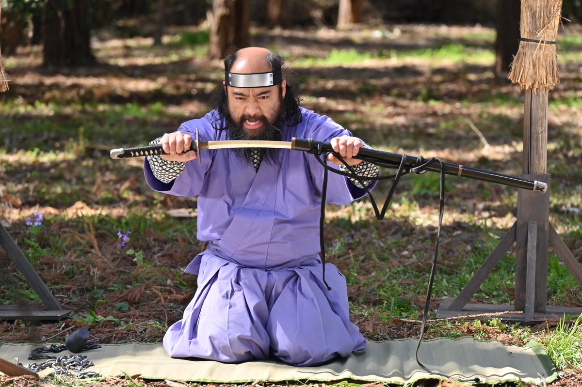 もはやドンブラ世界の特異点だろこのおじさん