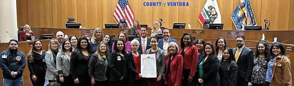 CountyVentura's tweet photo. 1/ Did you know February is National Children's Dental Health Month? 🦷 🪥

At the Board of Supervisors meeting this week, Supervisor Lopez presented a resolution recognizing the importance of the month &amp; good oral hygiene for #children. https://t.co/gKCCez7jFF