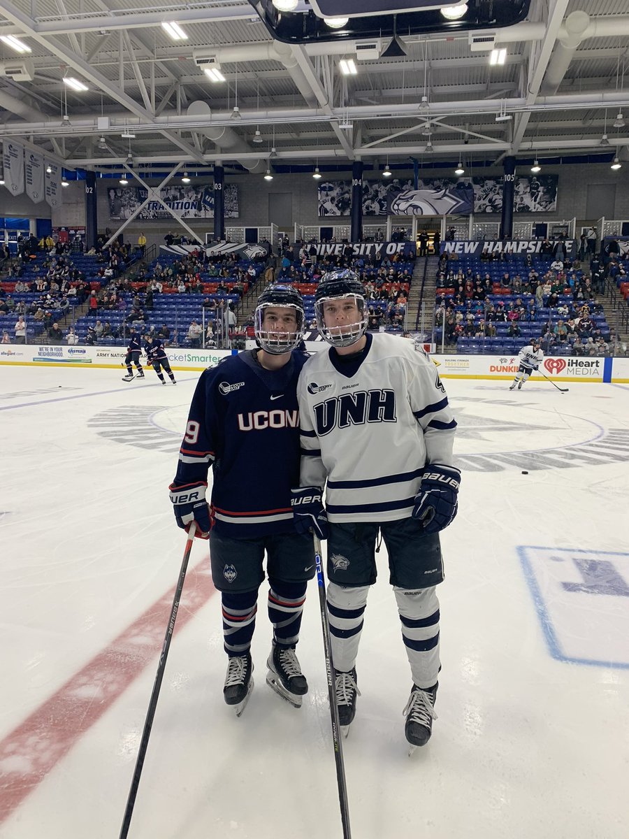 Nothing better than a little sibling battle at the D1 level on a Saturday night 😏 #ProudCoach #TheBlacks #WinchGuys