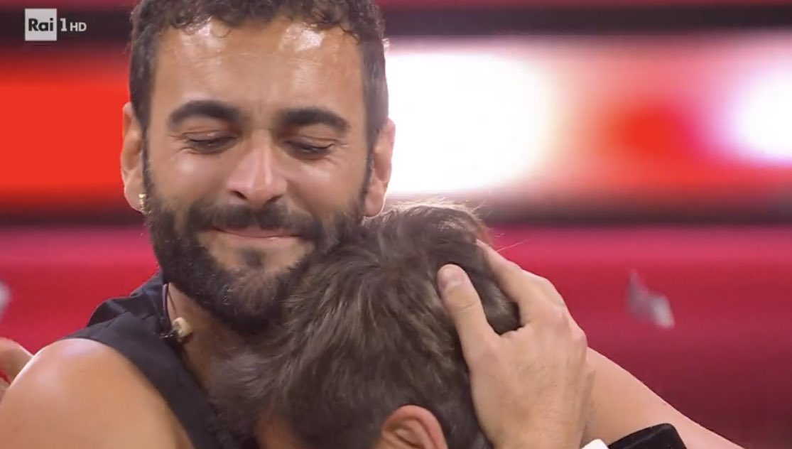 sodafreckles's tweet photo. god created men and send marco mengoni as an apology #Sanremo2023 https://t.co/zsGyuapzp7