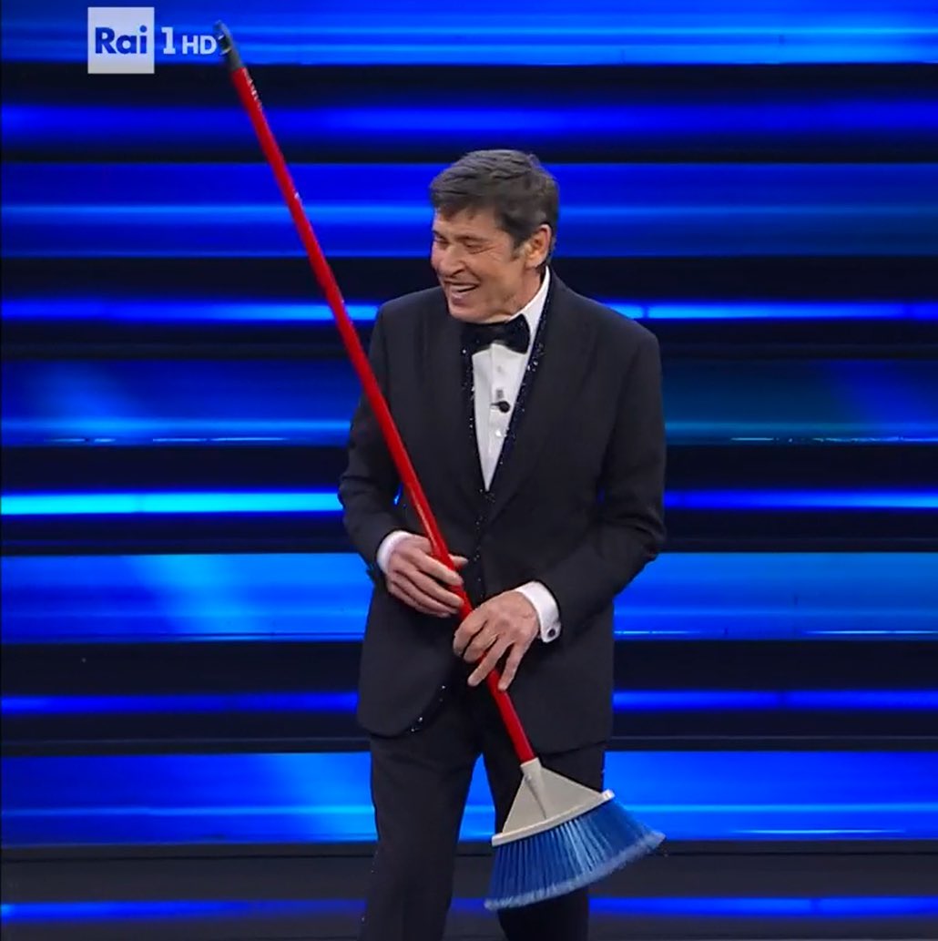 miemzel's tweet photo. shoutout to this years real national treasure #sanremo2023 https://t.co/MLCLf0ETj8