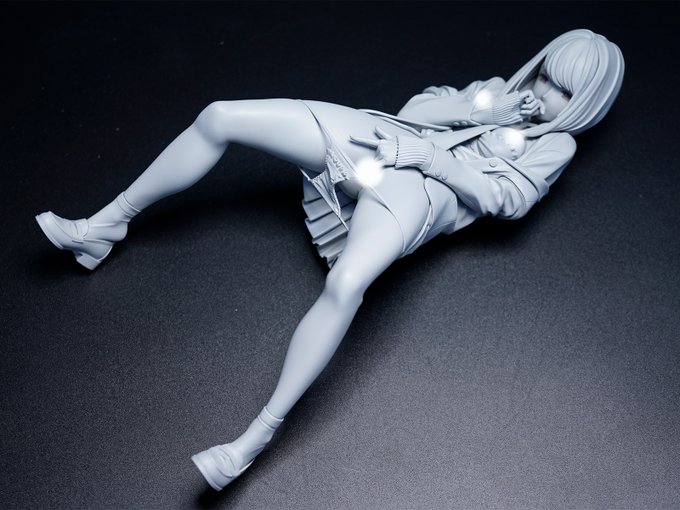 「M Ⅱ」はあと一週間ほどでご予約締切となりますのでこの機会にもう一度展示をさせていただきました。

「妄想秘メ事少女 三」は現時点での進捗ご報告としての参考出展とさせていただきました。
5月頃にご予約のご案内ができるよう開発を進めております。 