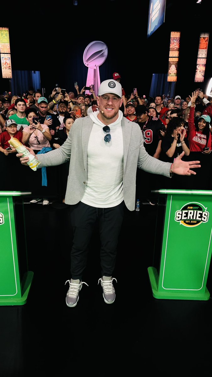 Hanging out with the fans at Super Bowl Experience, talking about (and eating many of) the new #SubwaySeriesMenu

Who’s ready to take me on in trivia? Follow @Subway on Instagram to get a look behind the scenes.

#SuperBowlLVII