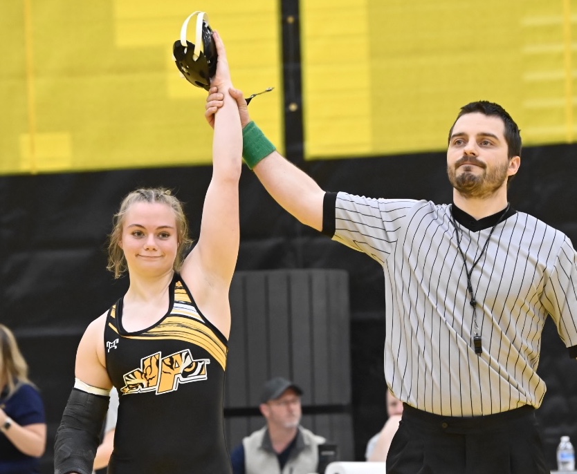 NATigerAthletic's tweet photo. Girls Wrestling Recap: @NaGirlsWrestle dominates quad-meet, @LeynaRumpler earns 50th career win.

🔗- https://t.co/OgnlTpuzLu https://t.co/tUIbn0pRp3