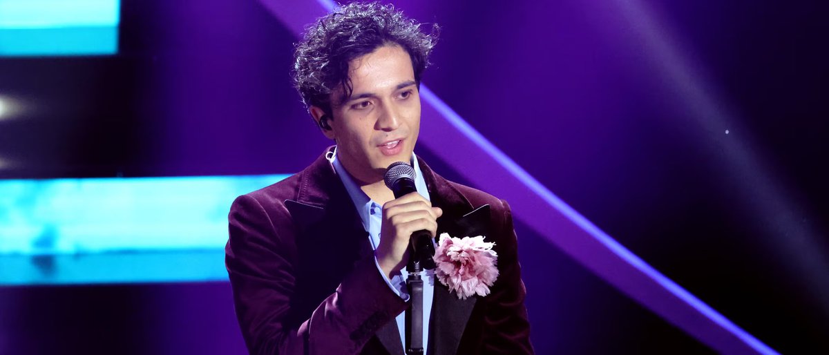 Tananai da 25º a 5º in un solo anno.
È caduto, si è rialzato, si è rimboccato le maniche, ha studiato ed è tornato col botto.

#Sanremo2023