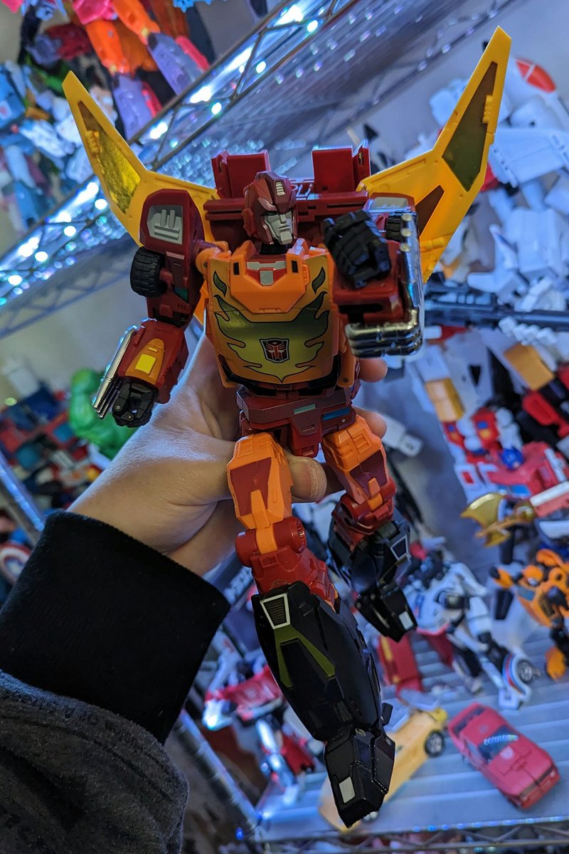 pats_hobby's tweet photo. RODIMUS PRIME
Masterpiece Ver. (DX9 CARRY)
w/Toyhax custom decals+spoiler
#YouGotTheTouch
#Transformers #ใใฉใณในใใฉใผใใผ #G1 #TilAllAreOne #Autobots #ใในใใญใณ #ใใคใคใฏใญใณ #ใใฃใฎใฅใข #ใใใผ #Photography #Art
Follow @ IGโฌ๏ธ
https://t.co/68lQoHCaL7 https://t.co/upRhvXk0LQ