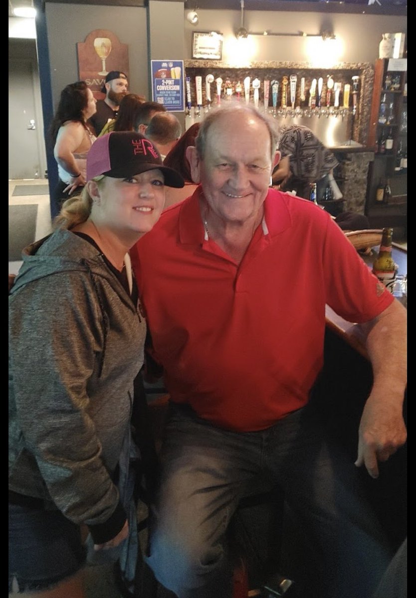 smashlieee's tweet photo. #whiskeyrowbar
#touchtunestv https://t.co/SwEmo9sSTW