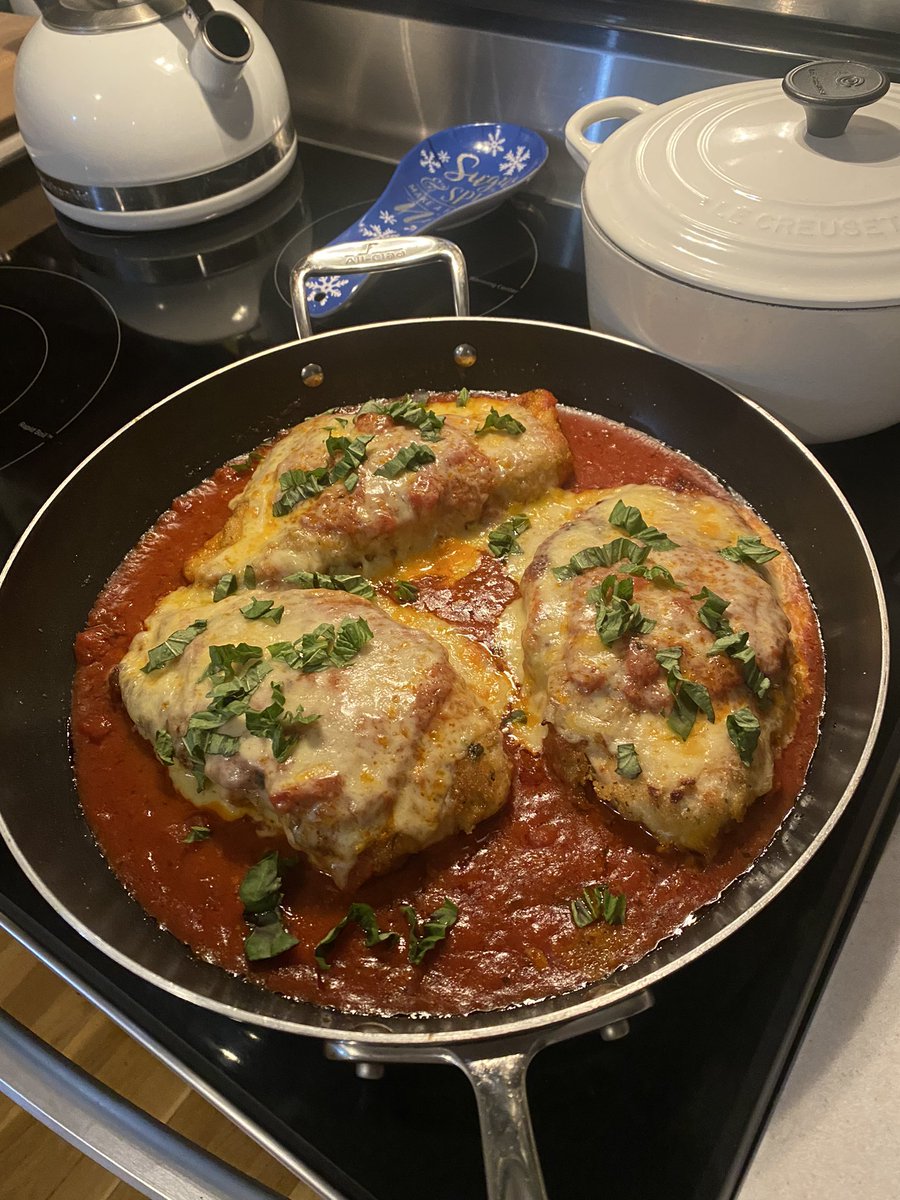 MarcAMcMullen1's tweet image. Recreating that Chicken Parm @PalmRestaurant style, never forget that Muenster 😉 #KeepItAuthentic