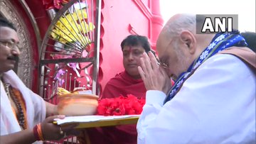 Tripura | Union Home minister Amit Shah offered prayers at Tripura Sundari Templ…