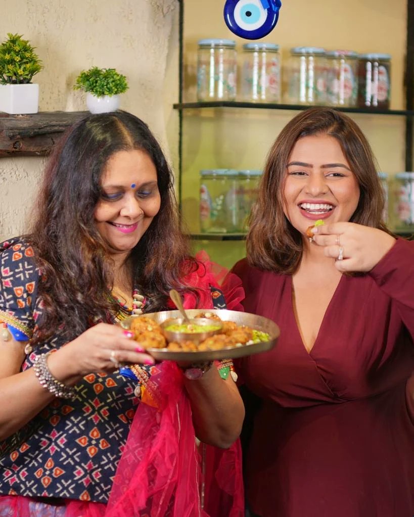 My privilege to be featured on <a href="/Hercircle_Off/">HercircleOff</a> a #reliance foundation - #jio initiative to brigde the digital gender divide !! #gujratirecipe TUVER NA DHEKRA hercircle.in/engage/food/re…
#gujarat #gujarati #Sunday
