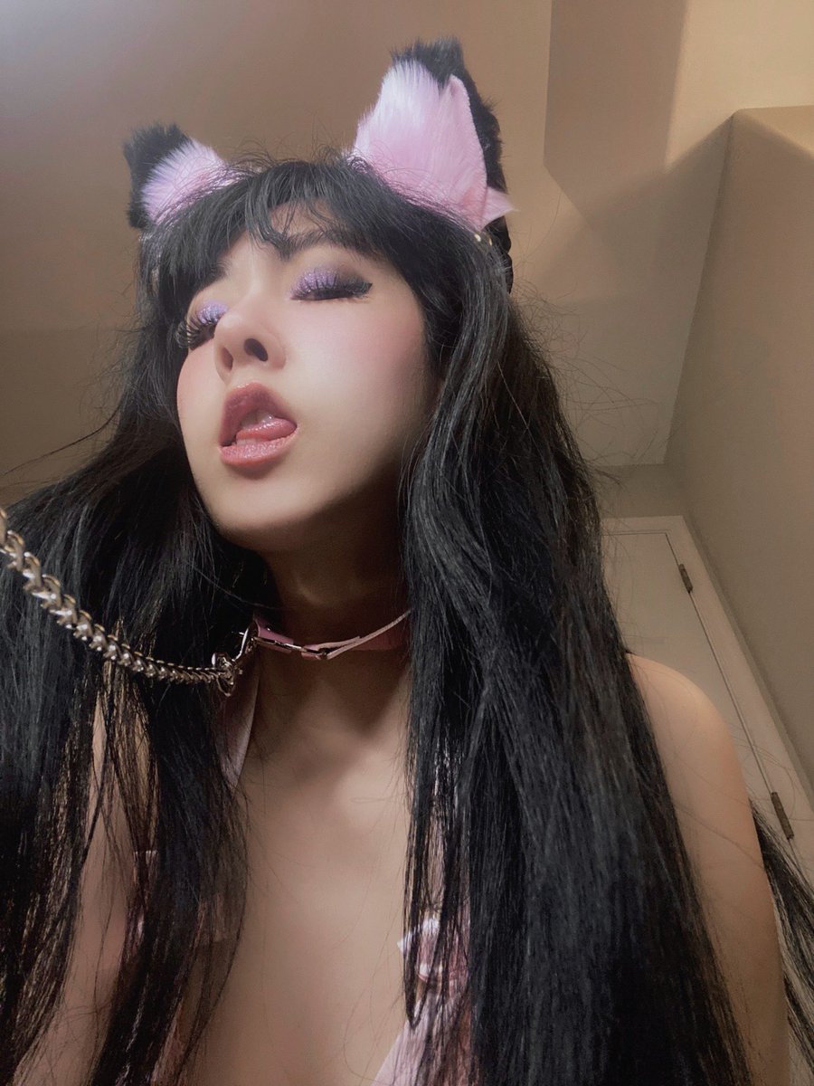 surlysavage on Twitter 很勤奋又更了sexiezpix Web Porn