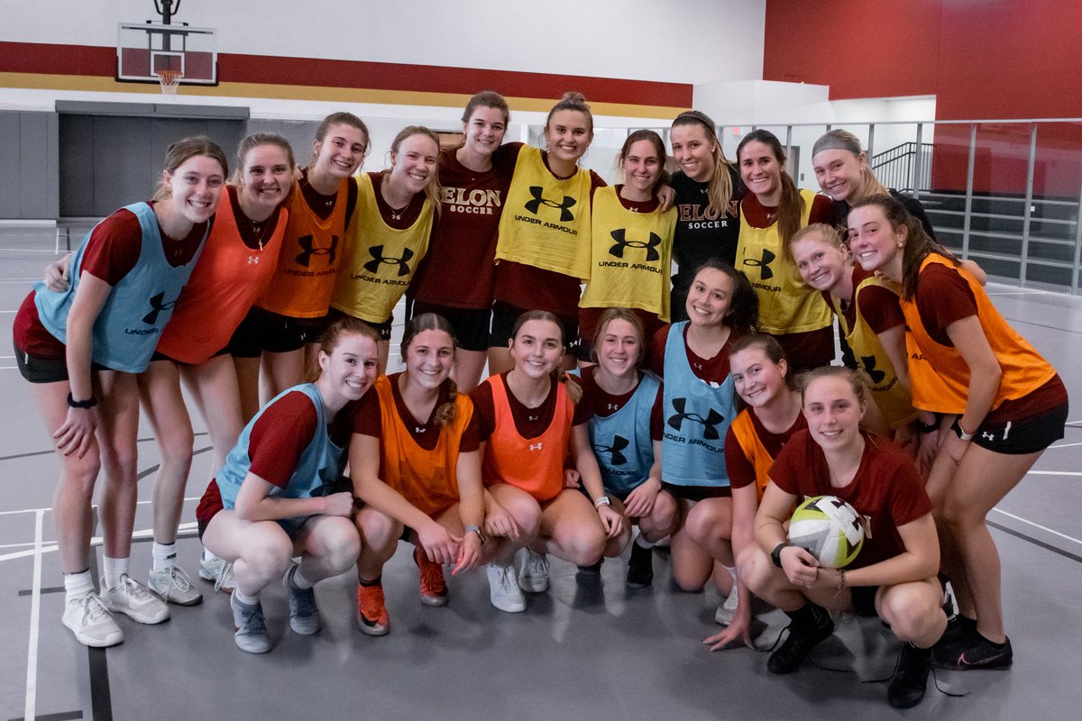 ElonWSoccer's tweet photo. Futsal SZN ⚽️😄
#PhoenixRising | #EUWS https://t.co/9g0X7huibT