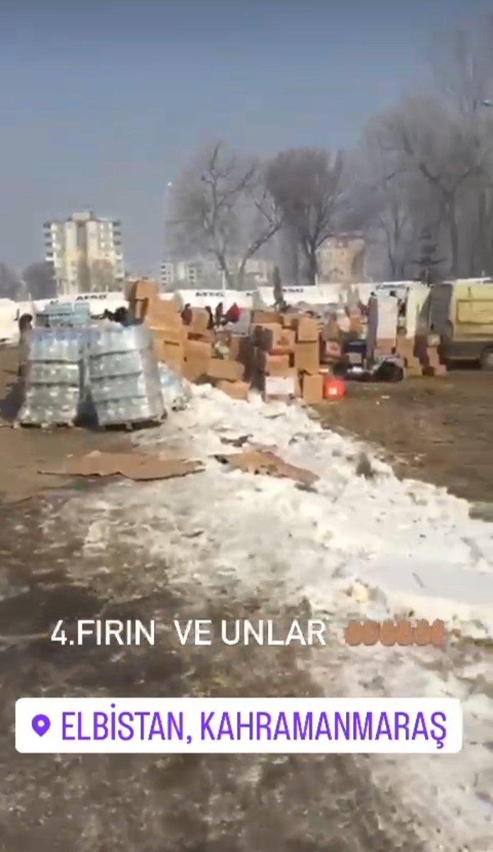 BerryOlcr's tweet photo. Arkadaşlar ücretsiz ekmek dağıtımı yapılan noktalar.  Umarım bir nebze de olsa yardımcı olur. Yayalım ki ihtiyacı olan görsün arkadaşlar https://t.co/eUGasOskNL