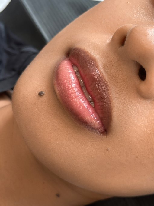 𝙱𝙴𝙵𝙾𝚁𝙴 𝙰𝙽𝙳 𝙰𝙵𝚃𝙴𝚁   Lip blush for my gorgeous client.  Check out my work at @theperfectarch on Instagram<a href="/tag/love"class="tags"><span>#love</span></a><a href="/tag/mylife"class="tags"><span>#mylife</span></a><a href="/tag/equestrianlife"class="tags"><span>#equestrianlife</span></a><a href="/tag/horseaddict"class="tags"><span>#horseaddict</span></a>