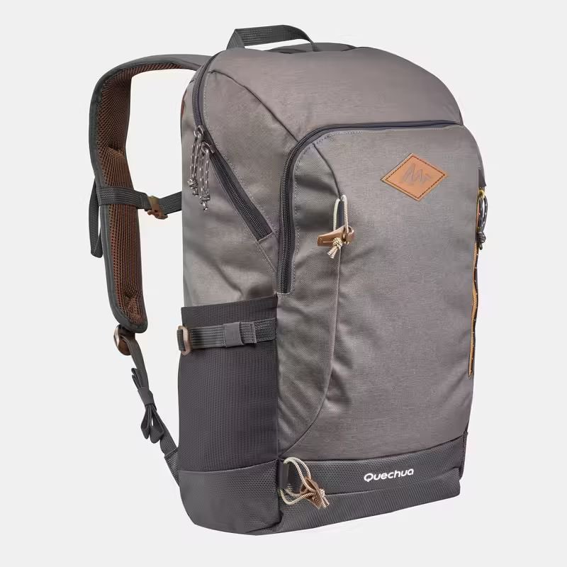 Mi hijo volvió de pasar el día en  <a href="/MasellaPirineu/">Masella</a> <a href="/LaMasella_Alp/">LaMasella</a> con el instituto sin la mochila, el viernes 10. En la mochila van sus gafas graduadas 😞 y su DNI (ah y sus patatas fritas) 🙏🙏🙏 si alguien la ve…