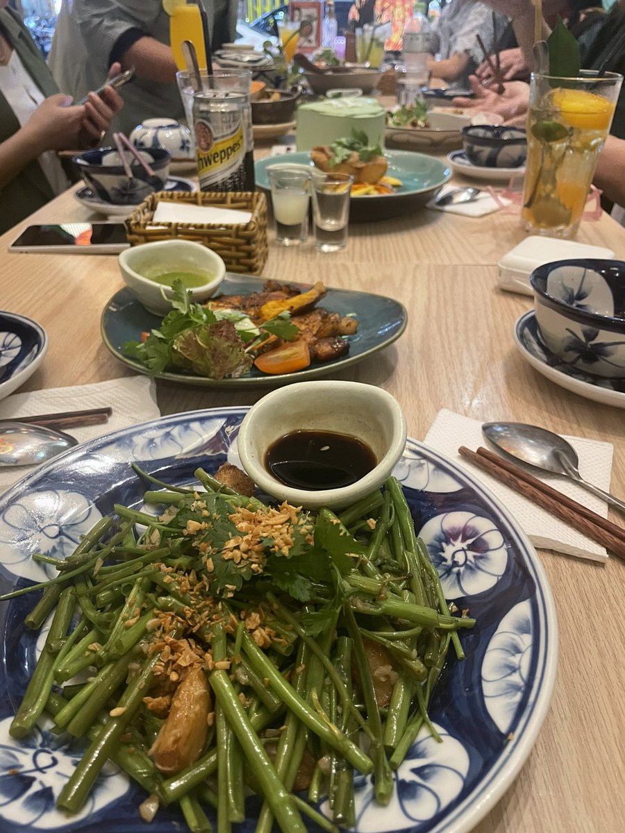 AlmostmeinWLD's tweet photo. Ngon vãi 🥰🥰🇻🇳 https://t.co/iWe4LYluqY