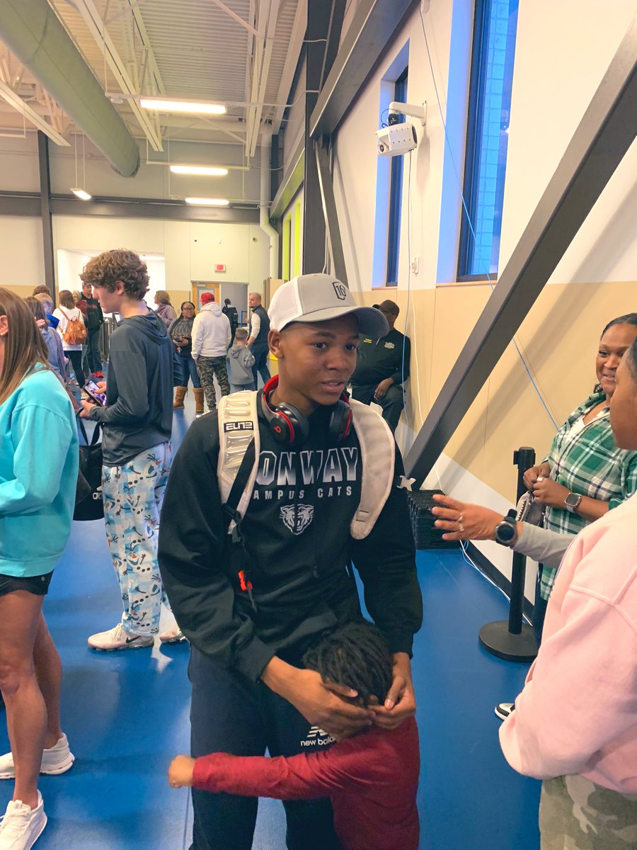 In his 1st 9th grade conference tournament game. This kid just put up 25 points against a good Lake Hamilton team to help lead his team to victory. Not bad for an 8th grader. More important he was extremely vocal on the court. On to the next one. #StillDancing