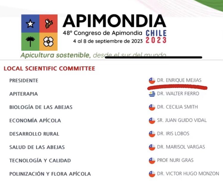 abeilleconsult's tweet image. 👏🏽 🐝 Nuestro director e investigador en temas apícolas de la @cchen_gob, Dr. Enrique Mejías, asume esta responsabilidad junto con el Comité Científico Nacional, para lograr un histórico #Apimondia2023 para todos los apicultores y abejas de 🇨🇱.
.
.
#ApimondiaChile2023