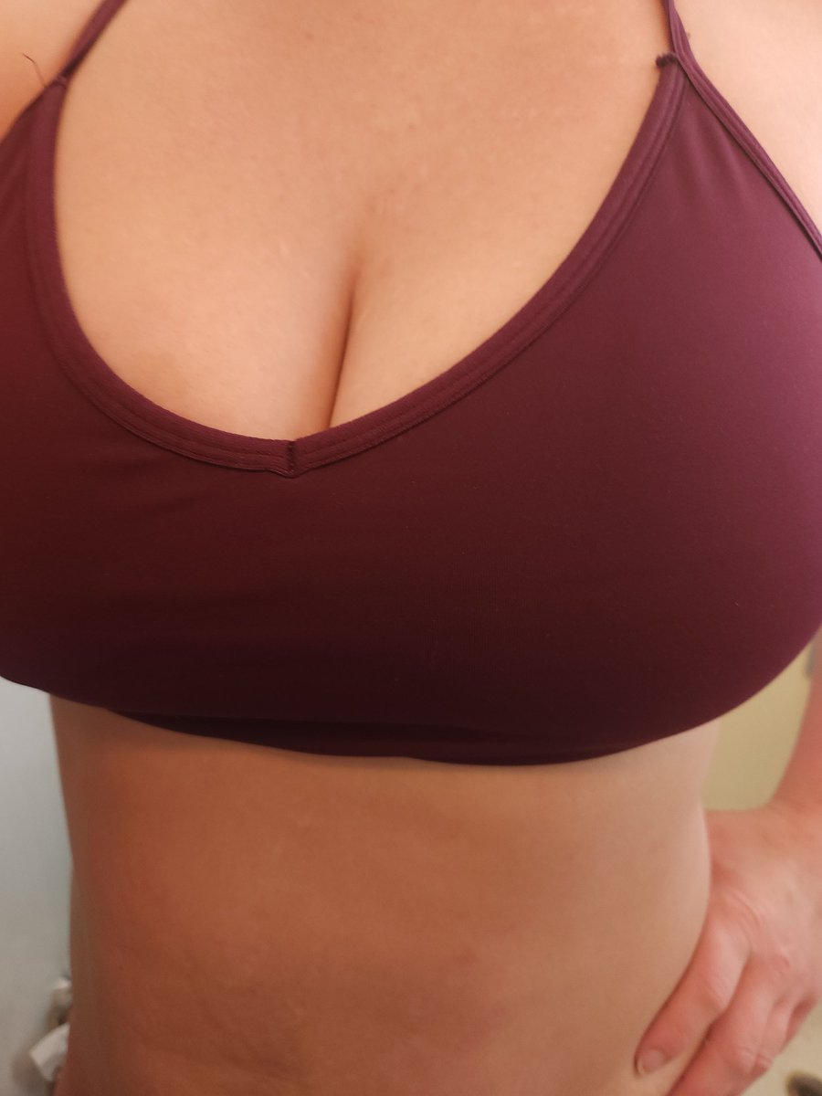 Thickmami696's tweet photo. #onlyfanscreator #onlyfans #mustangonlyfans #onlyfanselite #thicc #onlyfansphotographer #onlyfansrecruiter #onlyfansgirlstwerking #onlyfansmilf #followmeononlyfans #uncensoredonlyfans #seemore #girls #sexy #curvy 

Premium content coming to Only Fans soon. Follow me for updates! https://t.co/t5pXGoiZJr