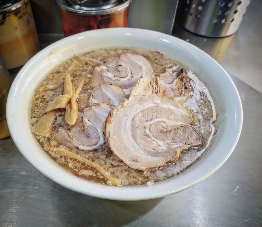 朝風呂後 ホープ軒のラーメン 極楽だ https://t.co/6JH4ZbgCCT