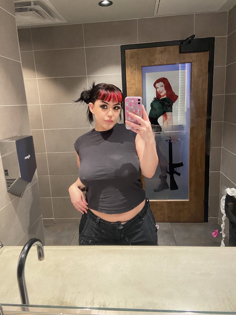 MS. DEADASS tweet media