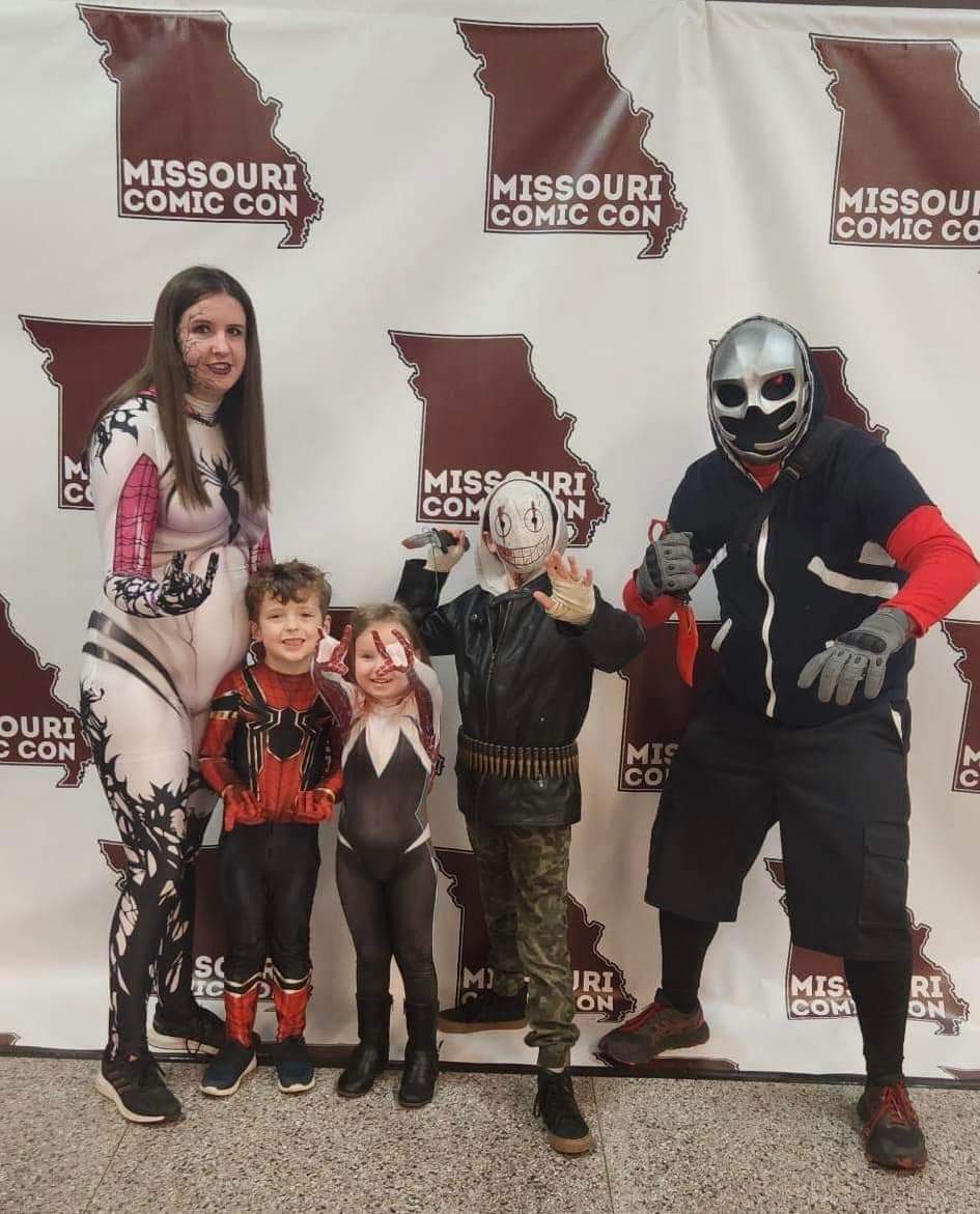 ProjectZeroKram's tweet image. Back from #mocomiccon

#cosplay