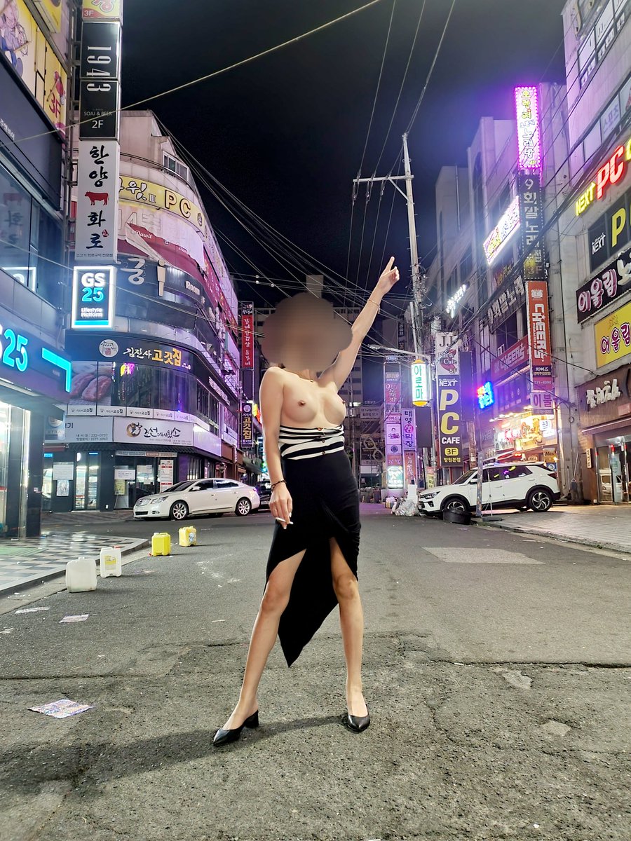 사랑스러운 후기덕분에 기운나요 ^///^

출근 잘하고 있죠? 오늘은 저녁에 역삼 쪽에 있을 것 같아서 디엠 많이 많이 보내줘요 :)

#서울 #바이 #만남 #섹트 #일탈 #멜섭 #펨돔 #대딸 #자위 #초대남 #대디 #중년 #쉬멜 #여장 #러버 #부커 #네토 #맘눌 #살색계