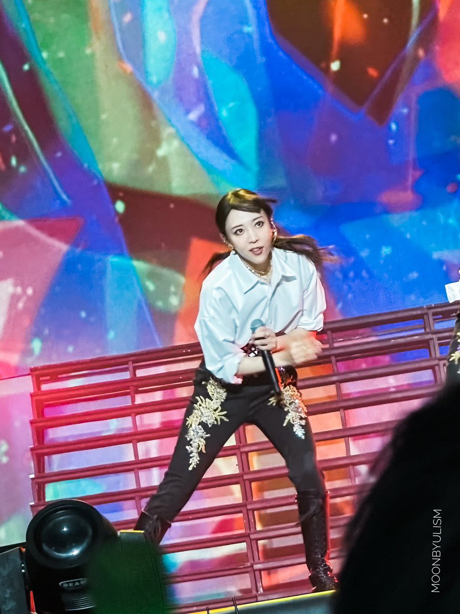 Moonbyulism tweet media