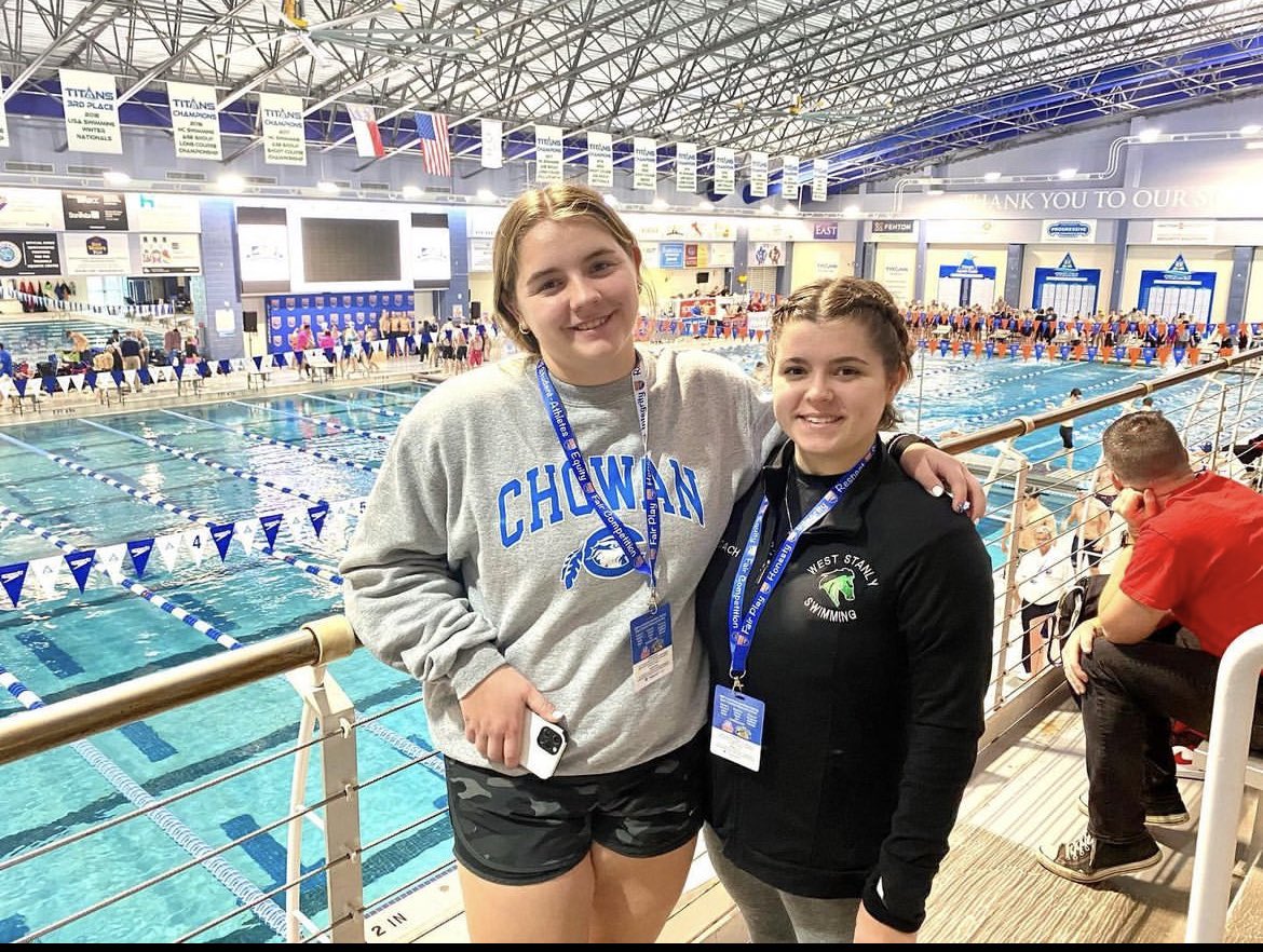 eingle05's tweet photo. Awesome Senior Season for swim!! Next up…Softball! Can’t wait to see what the season holds! 💚🐎 @WSHSColtsSwim @WSHSathletics  @WSColtsSoftball https://t.co/447Z2gG6nU