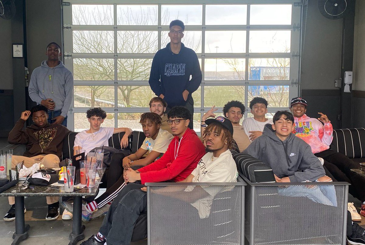 Our guys went out and did some team bonding at Top Golf this afternoon. We love to see that it is more than just being on the floor together!!
#ACC
<a href="/coachlewis40/">Rodney Lewis</a>